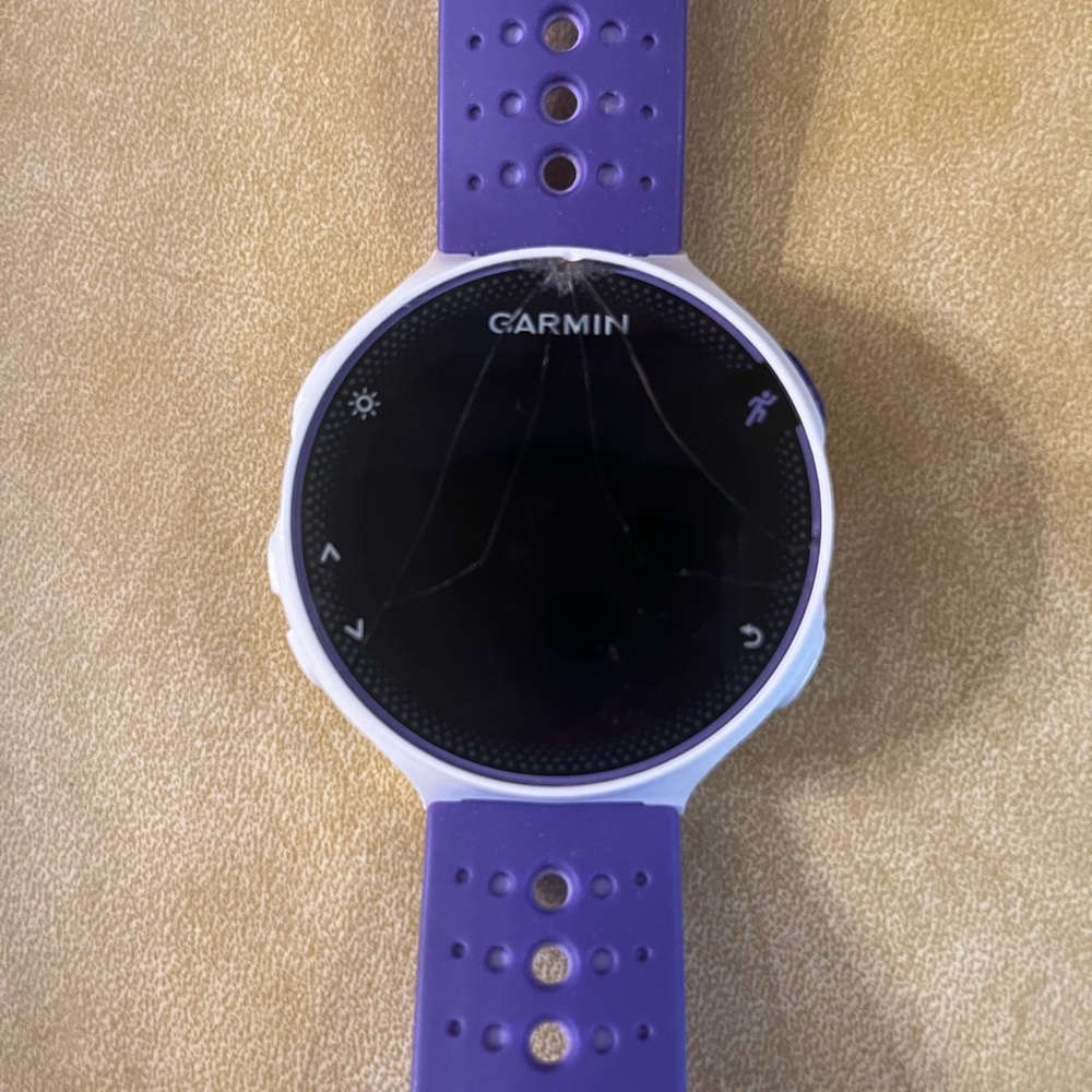 Garmin Forerunner 230 (Purple) *Cracked Screen*
